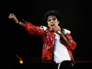 Mas de 500 millones de dolares de deuda tenia Michael Jackson antes de morir