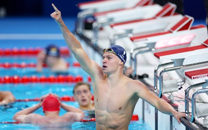 Juegos Olímpicos París 2024: León Marchand rompe récord de Michael Phelps