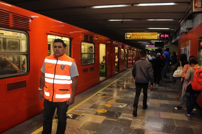 Refuerzan vigilancia en el Metro CDMX tras video de Luna Bella