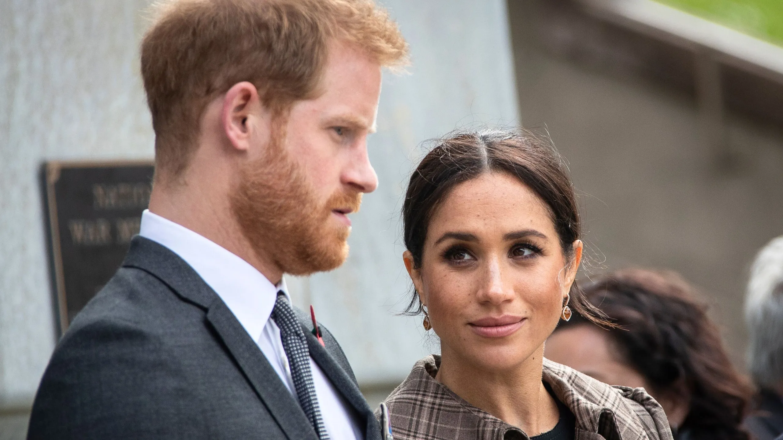 prC3ADncipe harry regresa a londres sin meghan markle