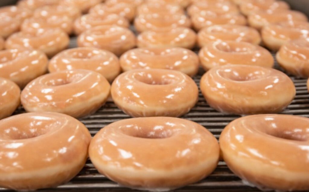 Krispy Kreme celebrará aniversario con donas gratis