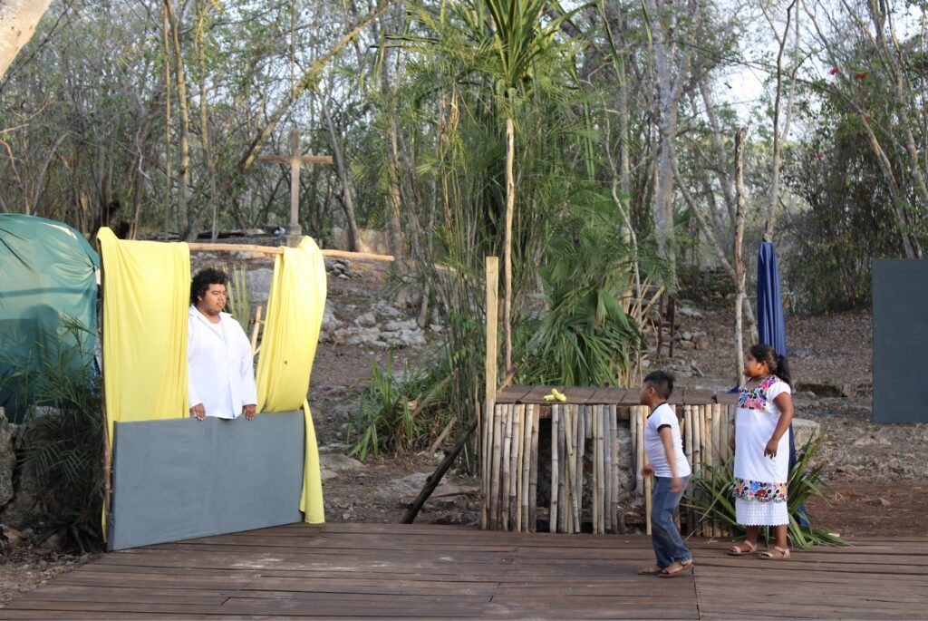 Laboratorio de Teatro Campesino e Indígena presenta "Una Edad Feliz" (“Ki’ichkelem kuxtal”)