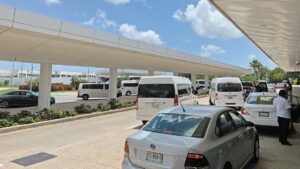 Transportistas turisticos convocan en Cancun a marcha contra Uber 1