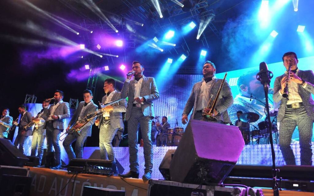 El Recodo denuncia interrupción de su concierto durante festival en Bogotá