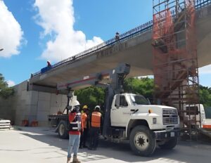 AGEPRO y SICT supervisan avance del puente Nichupté de Cancún