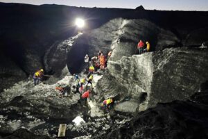 Turistas atrapados en Islandia 