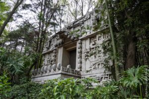 60 anos del Museo Nacional de Antropologia considerado el mas grande de Mexico.l