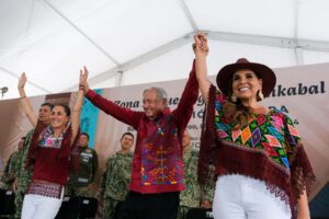 AMLO Claudia Sheinbaum y Mara Lezama supervisan Zona Arqueologica de Ichkabal 2