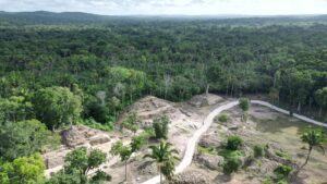 AMLO Claudia Sheinbaum y Mara Lezama supervisan Zona Arqueologica de Ichkabal 9