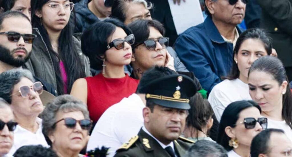 Ángela Aguilar y Christian Nodal generan polémica en el Desfile Militar 2024