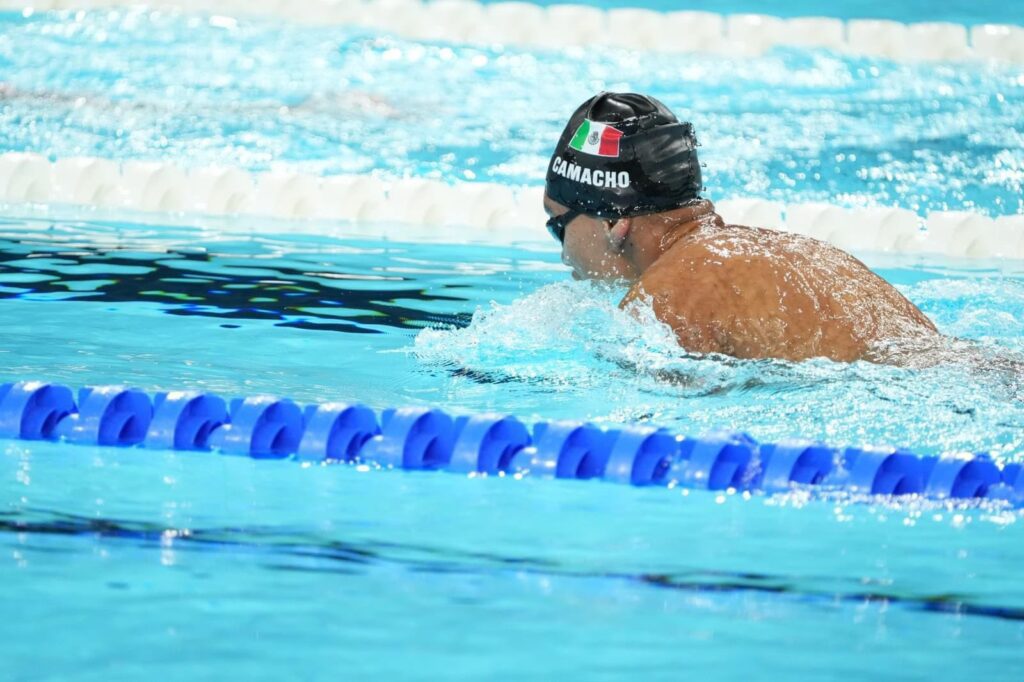 Ángel Camacho gana medalla de Plata en natación para México en Juegos Paralímpicos París 2024