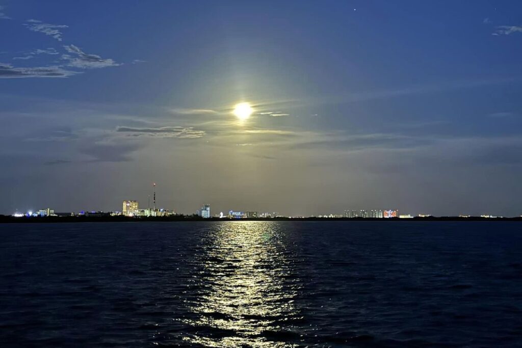 Así se vio la Super Luna desde Cancún y otras ciudades de México