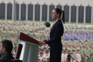 Claudia Sheinbaum podria inaugurar Puente Nichupte en 2025.