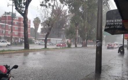 Cancelan Grito de Independencia en Ecatepec tras afectaciones por fuertes lluvias