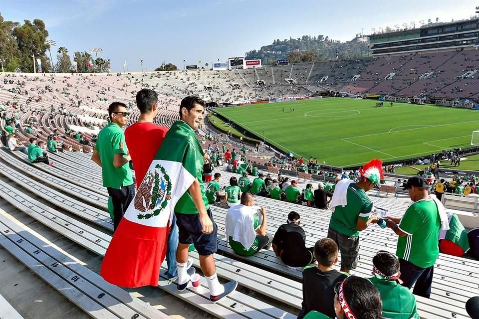 Luego de decepciones, abandonan aficionados a la Selección Mexicana