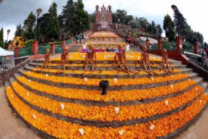 Cinco pueblos magicos para disfrutar el Dia de Muertos 4