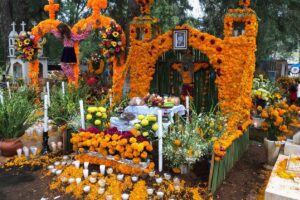 Cinco pueblos magicos para disfrutar el Dia de Muertos 5