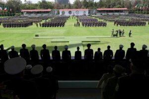 Conmemoracion del Bicentenario de la Republica en el Zocalo preparado por la Sedena