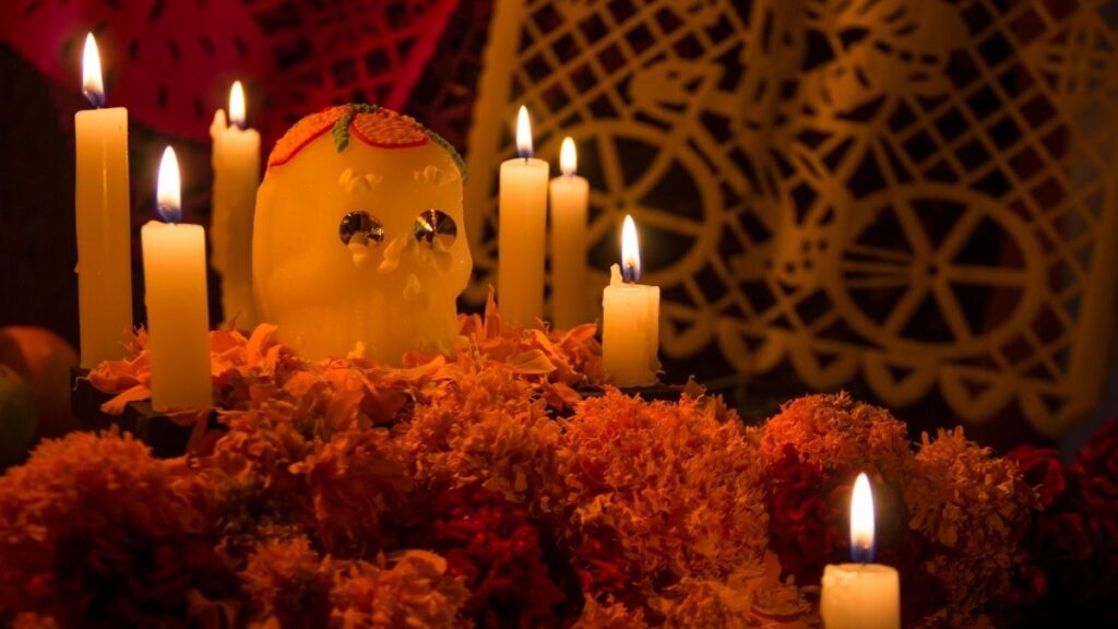 Día de Muertos: ¿A quién se dedica la ofrenda del 30 de octubre y qué representa?