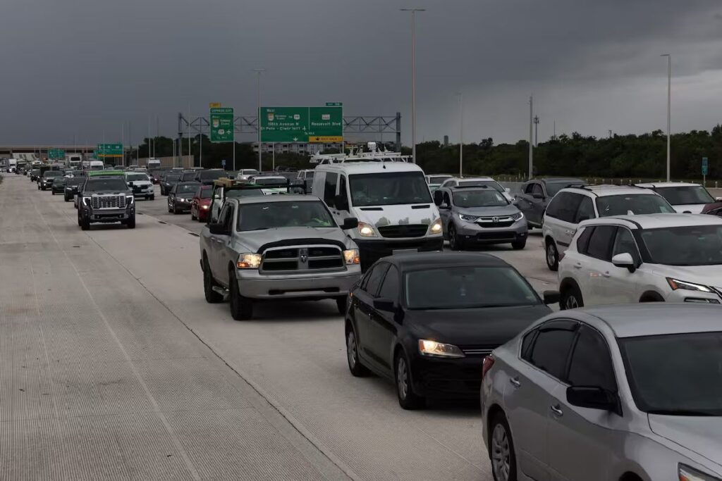 Evacuaciones masivas en Florida por el huracán Milton