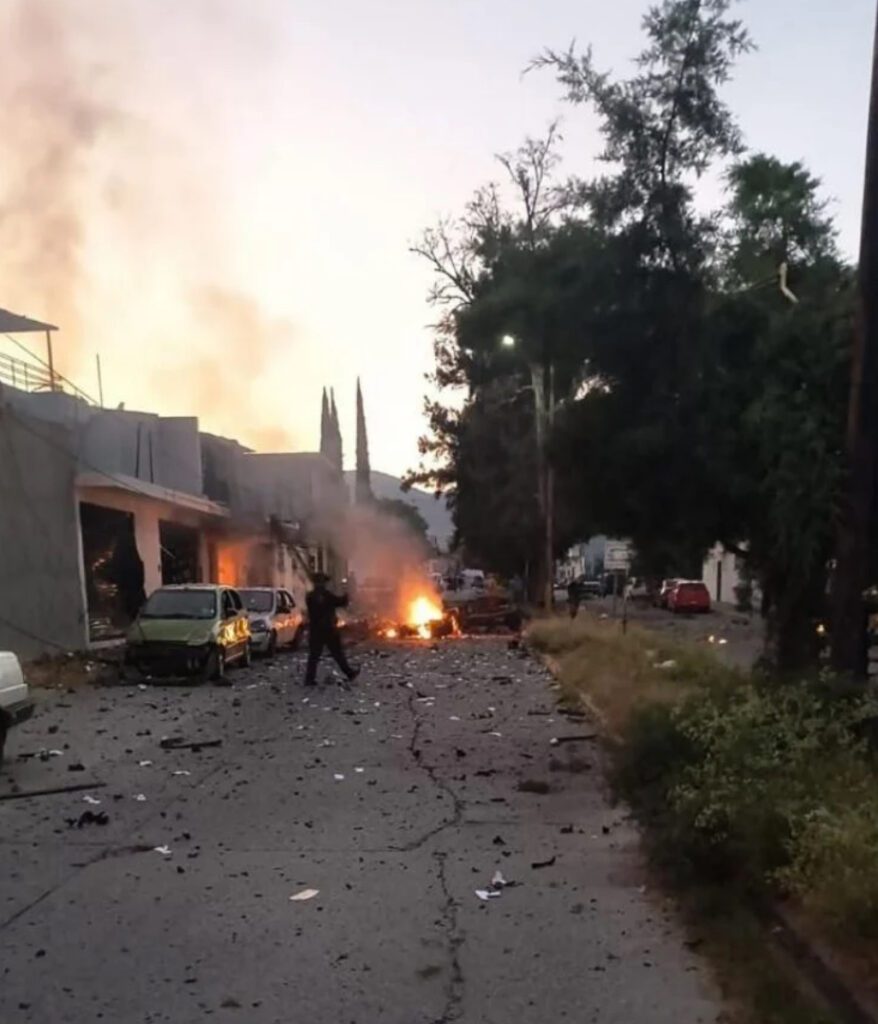 Dos coches bomba explotan en Guanajuato; hay al menos 5 heridos