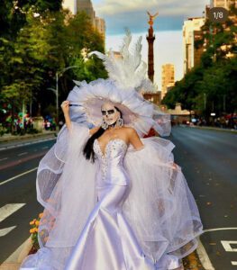 Maribel Guardia sorprende a sus fans como una bella catrina blanca