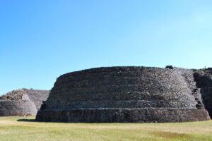 Zona Arqueologica de Tzintzuntzan a 4 horas de la CDMX 2