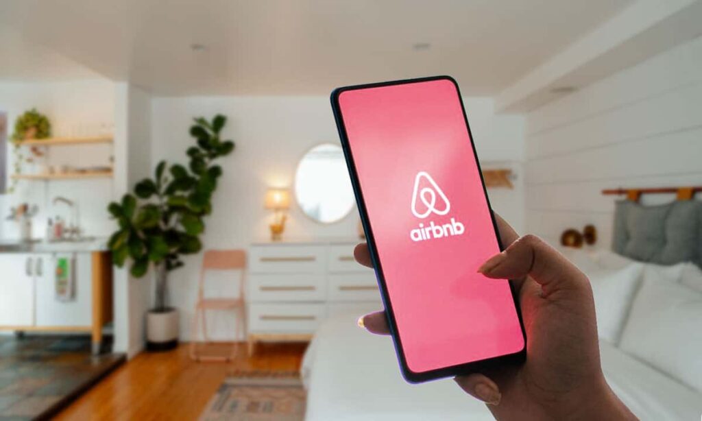 Reforma de Airbnb afectará a 80 mil trabajadores en CDMX