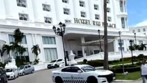 Pánico en Cancún: balacera y asesinato en la zona hotelera