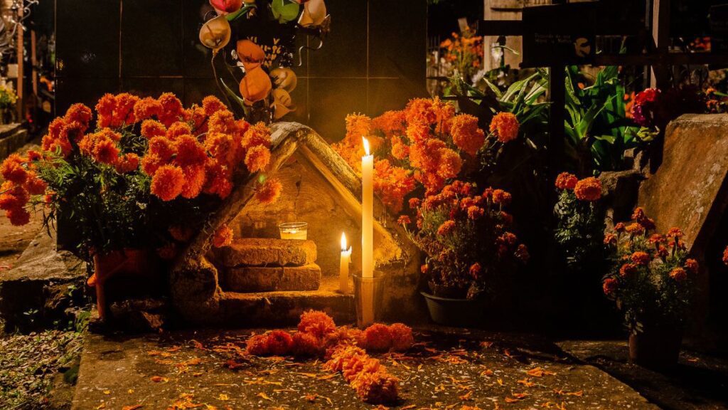 Día de Muertos: Significado del 28 de Octubre y la ofrenda para almas trágicas