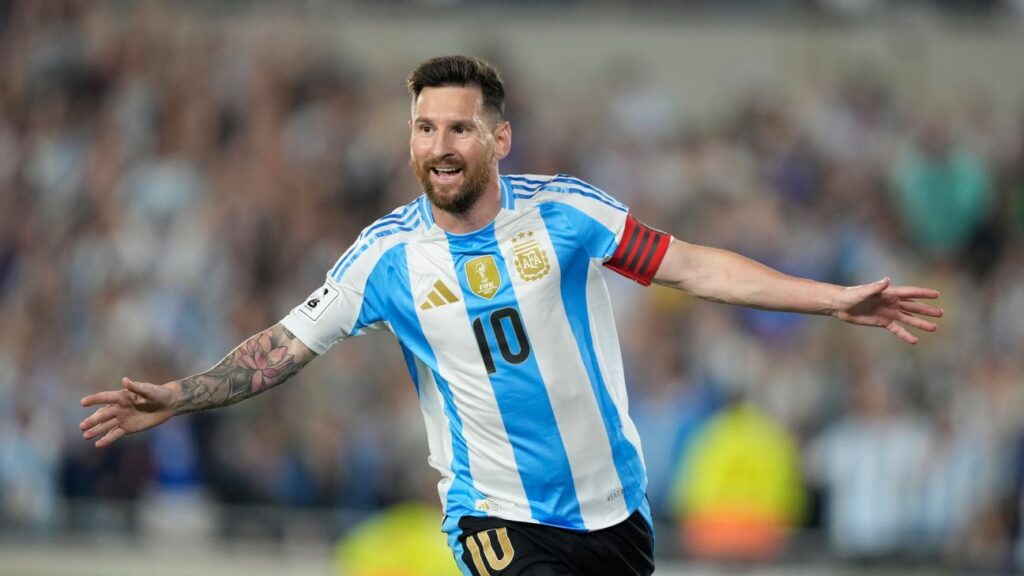 "Con tres goles" Así brilla Lionel Messi en partido de Argentina contra Bolivia