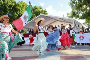 Reducen participantes para el desfile del 20 de noviembre en Cancun