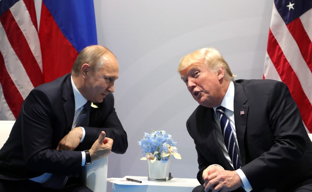 Señalan que Donald Trump habló con Putin sobre la guerra en Ucrania