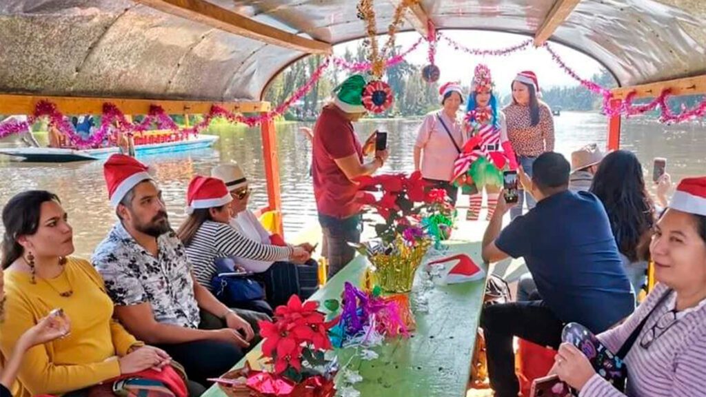 Trajineras navideñas en Xochimilco 2024: Fechas, precios y actividades imperdibles