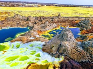 Lugares que parecen de otro MUNDO pero que sí existen en la Tierra