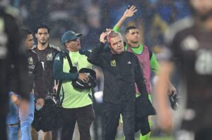 Javier Aguirre: Así le rompió la cabeza la afición de Honduras 