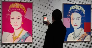 ¿Qué obras de Andy Warhol robaron?