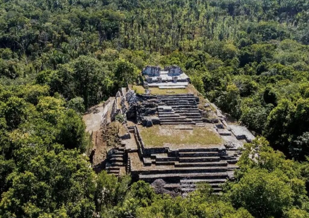 Inicia el INAH restauración de foso perimetral en Bacalar, Quintana Roo