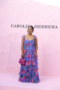 Yalitza Aparicio llena de flores deslumbra en un exclusivo desfile de modas 