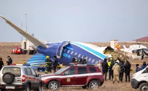 Avion de Azerbaijan Airlines se estrella VIDEO