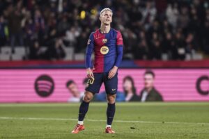 Barcelona podria perder a Dani Olmo apuntaria a la Premier League .