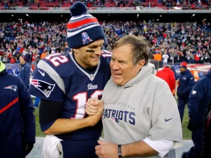 Bill Belichick sera entrenador colegial.