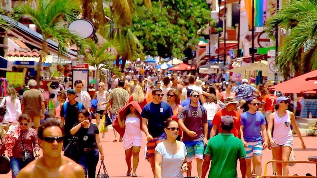 Casi 80 mil turistas en Playa del Carmen en este mes de diciembre