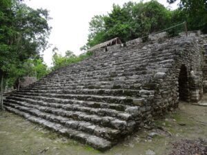 Dias y horarios para visitar Zona Arqueologica de Coba