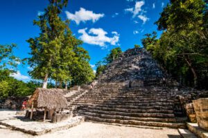 Dias y horarios para visitar Zona Arqueologica de Coba