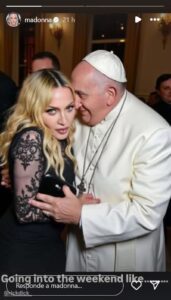 Madonna incita al Papa con perturbadoras imágenes creadas con IA