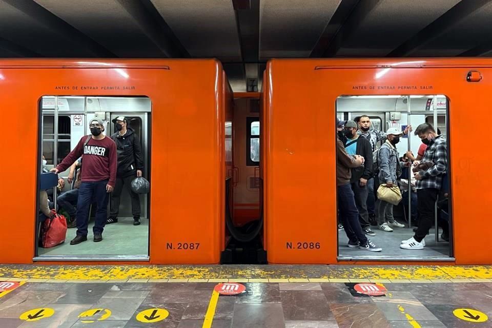 Metro CDMX investiga falla en la Línea 3 tras reporte de tren con puertas abiertas