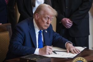 Donald Trump pretende enviar 30 mil migrantes a Guantánamo, Cuba 