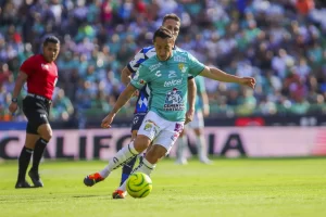 Andres Guardado vuelve del retiro para jugar con Leon