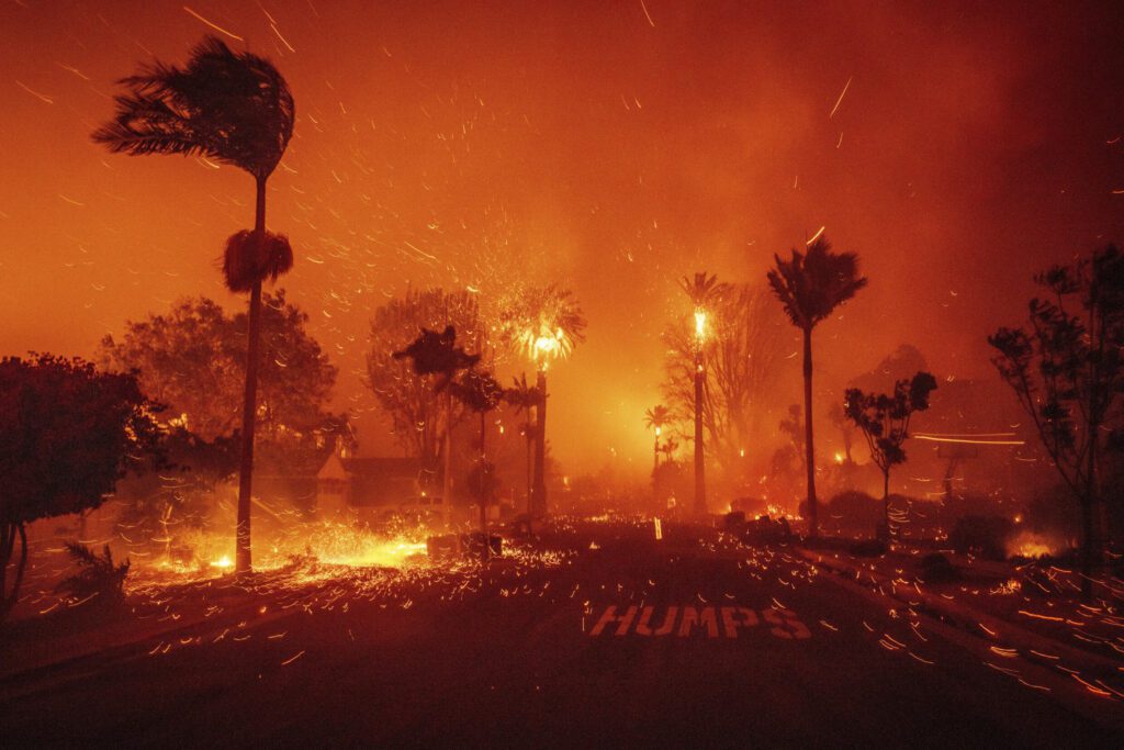 Incendios de Los Ángeles con daños de hasta 20 millones de dólares